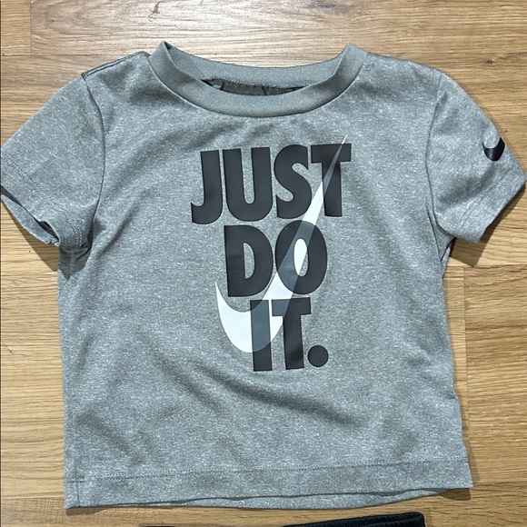 2 Sets Nike Black and Gray Boys T-Shirt and Shorts Set- size 18 Months - Picture 9 of 14